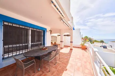 Un balcón o terraza de Villa Jaramar
