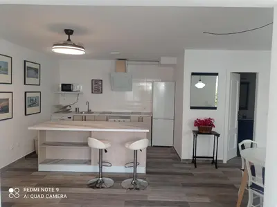 Una cocina o zona de cocina en Bahia de Vera Apartamento Paraiso