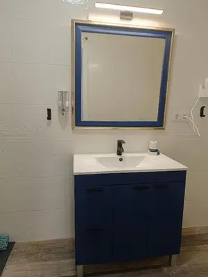 Un baño de Bahia de Vera Apartamento Paraiso