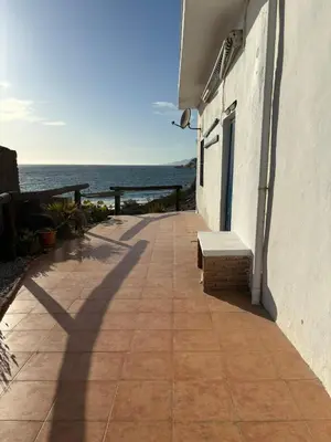 Vista general del mar o vista desde la casa o chalet