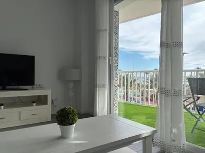 Una televisión o centro de entretenimiento en Arenales