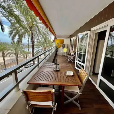 Primera linea Paseo Marítimo Aguadulce
