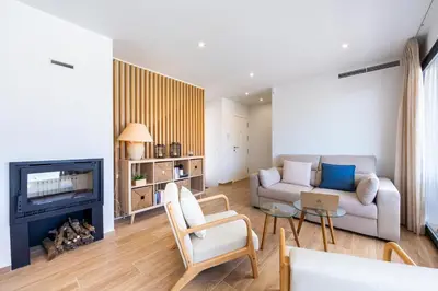 Zona de estar de TrendyHomes San Jose