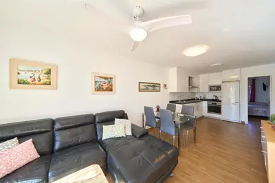 Una cocina o zona de cocina en Casper