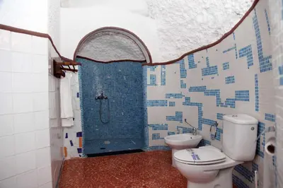 Un baño de Cuevas Del Zenete