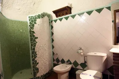 Un baño de Cuevas Del Zenete