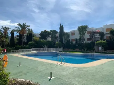 Piscina en o cerca de Maravilloso Apartamento playa-jardin botánico IN VERA PLAYA, ALMERIA