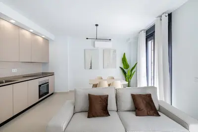 Una cocina o zona de cocina en Moott Homes Suites Arco de Braulio 1B