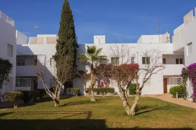 Jardín al aire libre en Vera Playa El Oasis Bajo con Jardin y Piscinas