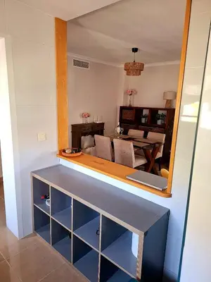 Zona de estar de Casa Salinas con piscina privada en Vera Playa