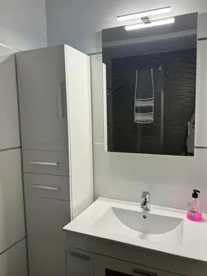 Un baño de Acogedor al lado de el mar