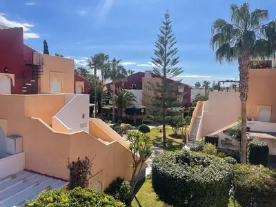 Jardín al aire libre en Apartamento Nudista La Menara