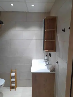 Un baño de Kustdroom