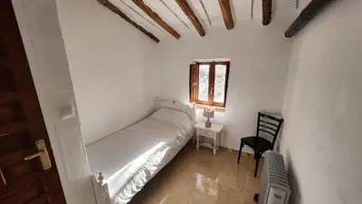 Cama o camas de una habitación en Casita-1 To 5Guests-Pool-Patio-Bbq-Parking
