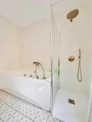 Un baño de Placeta Serna La Buena Vida