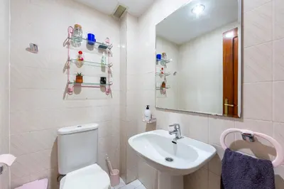 Un baño de Milan 5 Adosado familiar con jardín