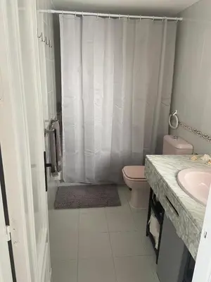 Un baño de Comfort stay