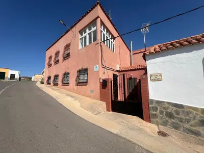 Edificio en el que se encuentra la casa o chalet