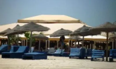 Plano de Puerto Rey Apartamento 150m playa