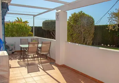 Un balcón o terraza de MojacarProperty Noalejo Beach Apartment