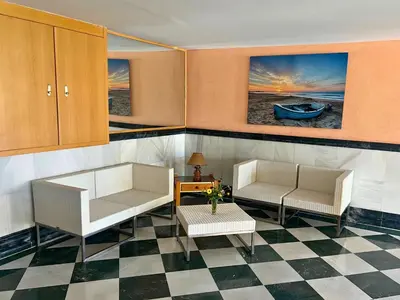 Zona de estar de Horizon Plaza Colon 7