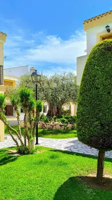 Jardín al aire libre en Sea Breeze Apartment, Vera Beach