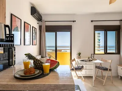 Una cocina o zona de cocina en Studio in Aguadulce with Sea Views & Pool