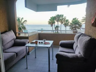 Zona de estar de Garage Gratis y en la Playa