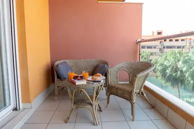Un balcón o terraza de CT 386 AL - Faro's Roquetas Beach Apartment