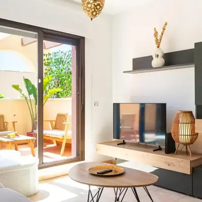 Apartamento con terraza y piscina en Los Collados - By Aloha Palma