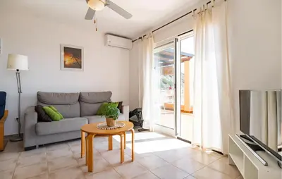 Zona de estar de Stunning Apartment In Mojacar With Wifi