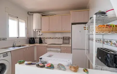 Una cocina o zona de cocina en Stunning Apartment In Mojacar With Wifi