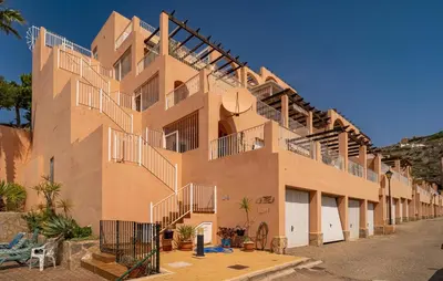 Edificio en el que se encuentra el apartamento