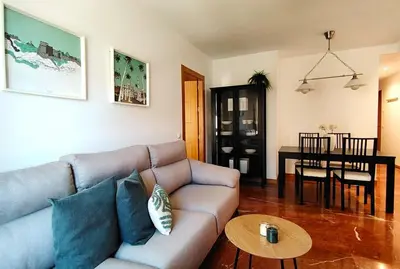 Zona de estar de Paseo de Almería Suites en pleno centro de Almería, 2 Hab