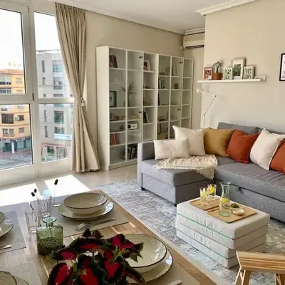 Apartamento Completo con Preciosas Vistas a la Rambla