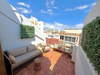Un balcón o terraza de ATICO 4 con Terraza en Centro, Casco Histórico con Aire Acondicionado y Wifi