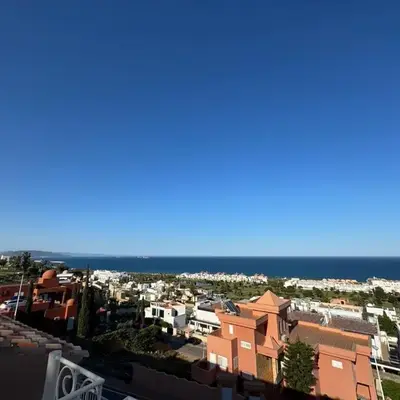 Atico con vistas al mar