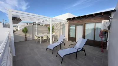 Un balcón o terraza de Ático Dúplex con vistas al Mar