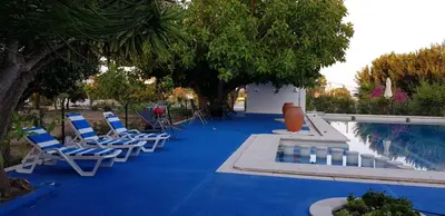 Piscina en o cerca de Cortijo de Mariangela UNO