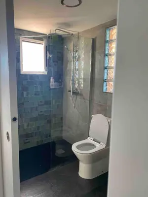 Un baño de Apartamento-sobreático 1 linea de playa