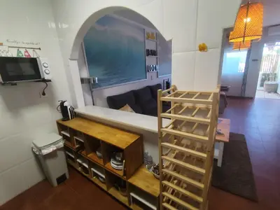 Una televisión o centro de entretenimiento en Kimbo