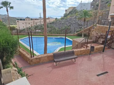 Piscina en o cerca de Laurent's house