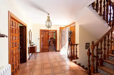 Plano de Maravilloso chalet con piscina en Baza