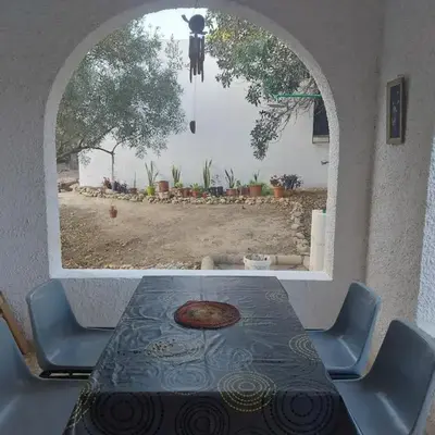 Casa rural Alborania con jardín