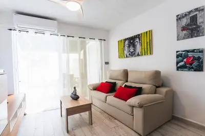 Zona de estar de Apartamento con terraza a pie de playa en Mojacar