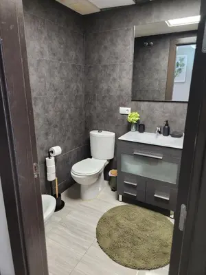 Un baño de Ático Boutique con Piscina privada en el Solárium y Diseño Natural