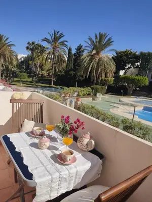 Comida en o cerca de este apartamento