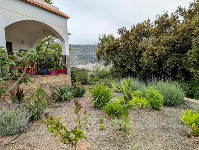 Jardín al aire libre en El Cortijo Escondido Ohanes