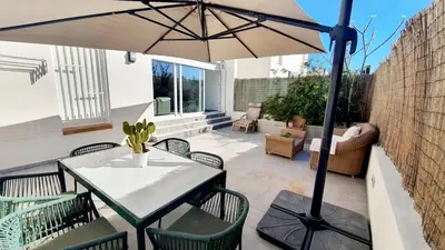 Un balcón o terraza de Precioso bajo en El Toyo