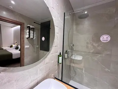 Un baño de Hotel Síbel Baza